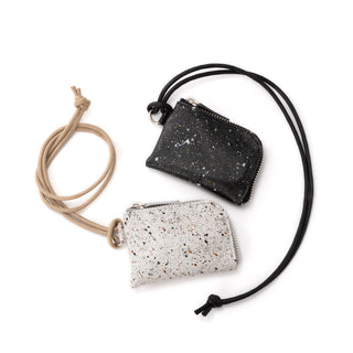 CRONY. | クルニー MIKAGE Neck Wallet