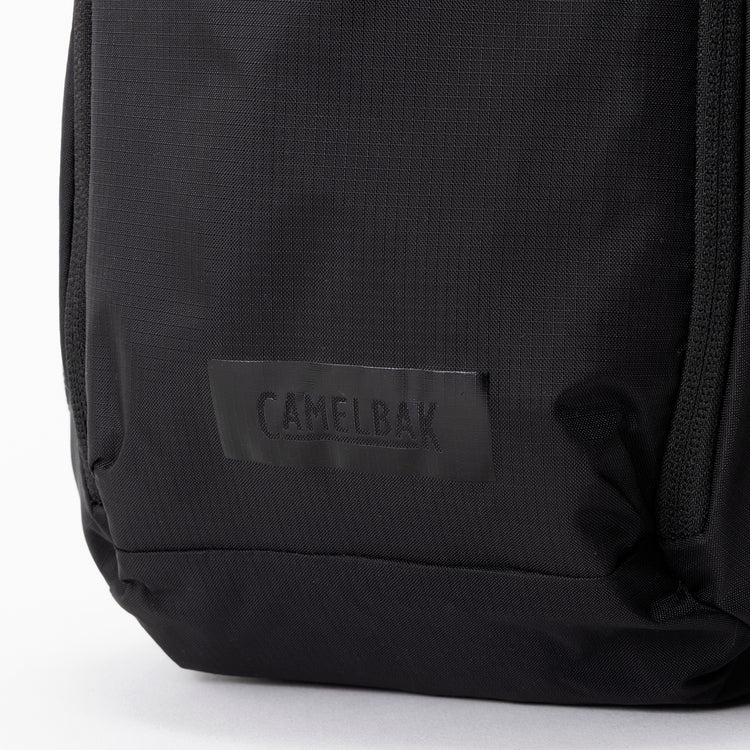 CAMELBAK | キャメルバック　WEEKEND SLING BAG L
