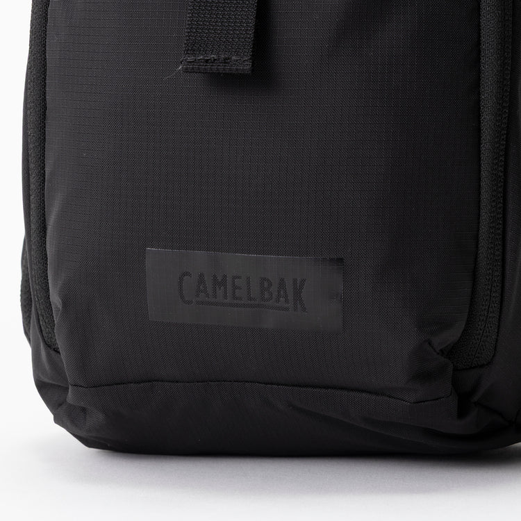 CAMELBAK | キャメルバック　WEEKEND SLING BAG M