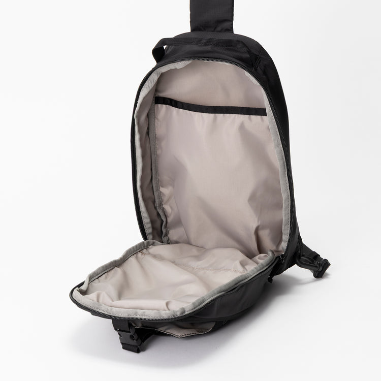 CAMELBAK | キャメルバック　WEEKEND SLING BAG M