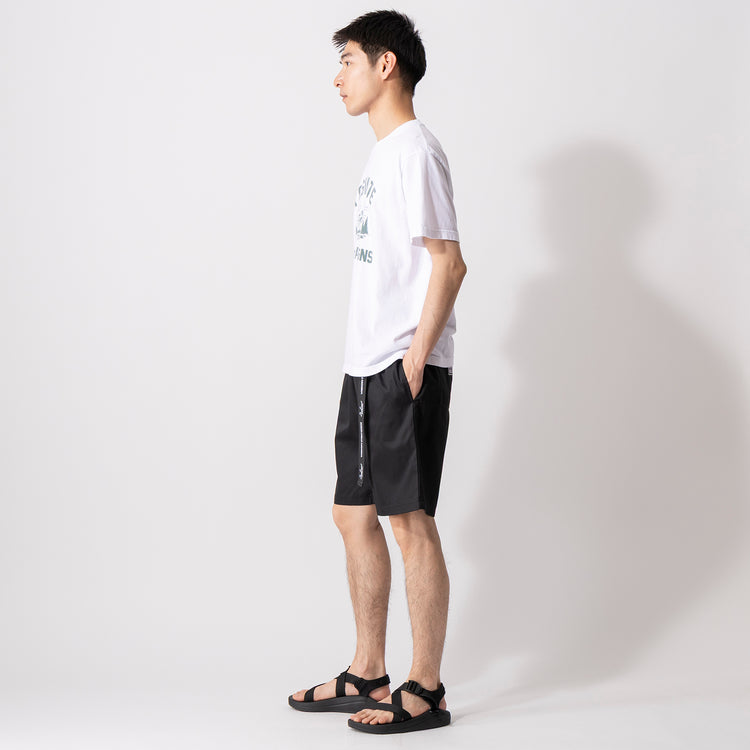 着用サイズ L(モデル身長180cm)