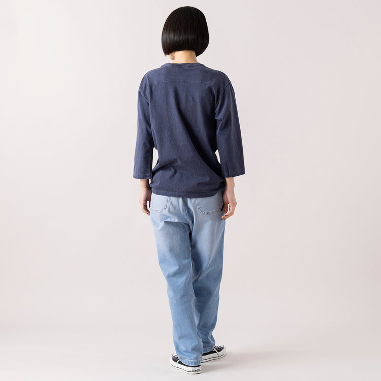 着用サイズM (モデル身長165cm),SIERRA DESIGNSのフットボールTEE|GramicciのSTRETCH DENIM LOOSE TAPERED RIDGE PANT,https://market.e-begin.jp/products/arg_sie1183s_lala|https://market.e-begin.jp/products/inc_grm1196s_lala
