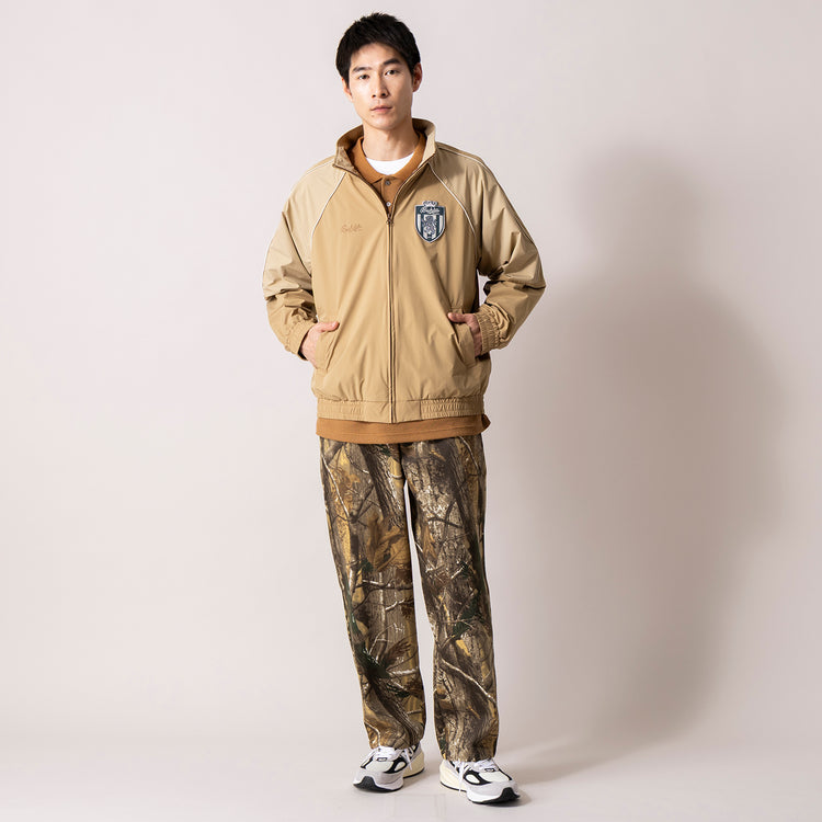 着用サイズL (モデル身長180cm)