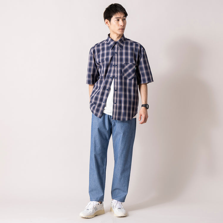 着用サイズ L(モデル身長180cm)