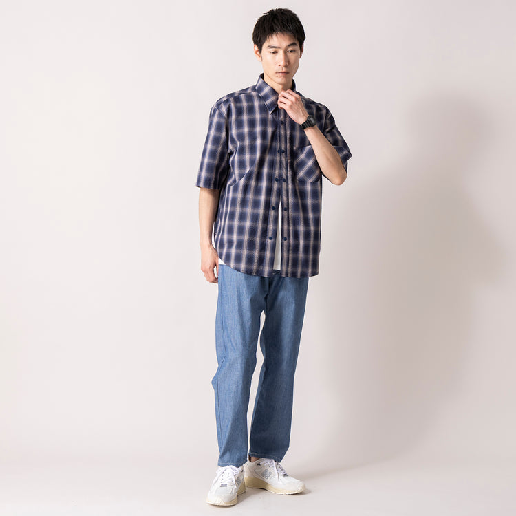 着用サイズ L(モデル身長180cm)