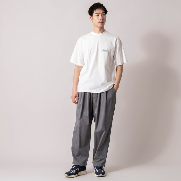 着用サイズ L(モデル身長180cm)