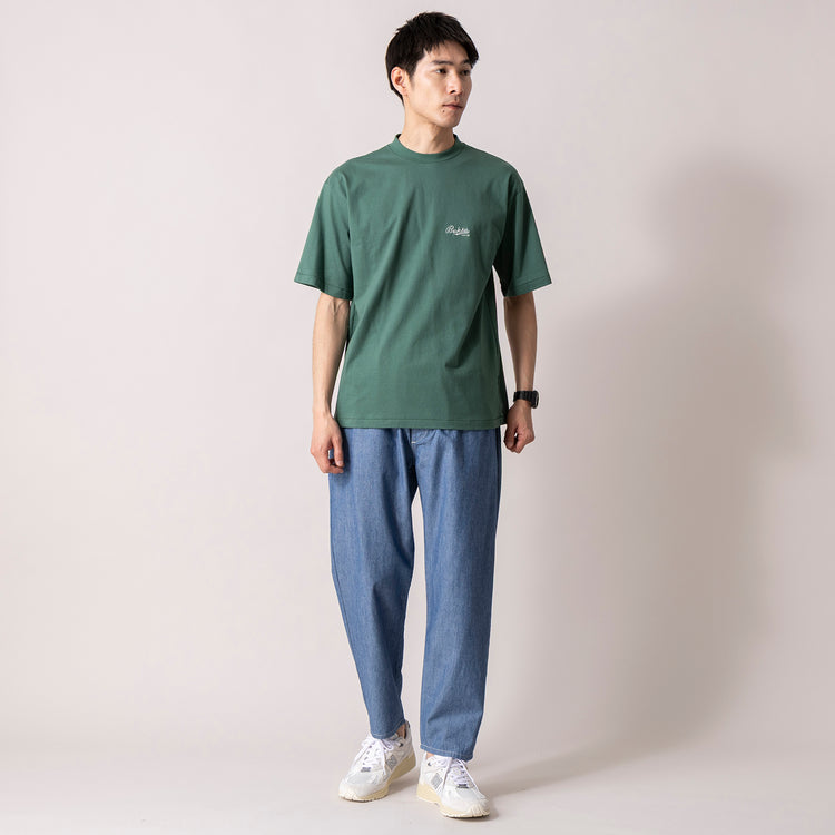 着用サイズ L(モデル身長180cm)