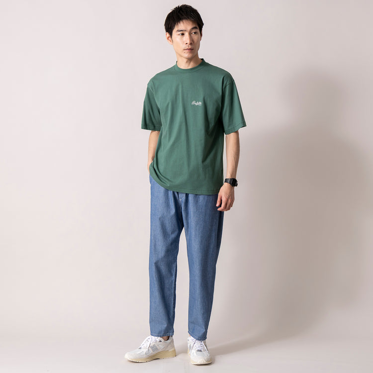 着用サイズ L(モデル身長180cm)