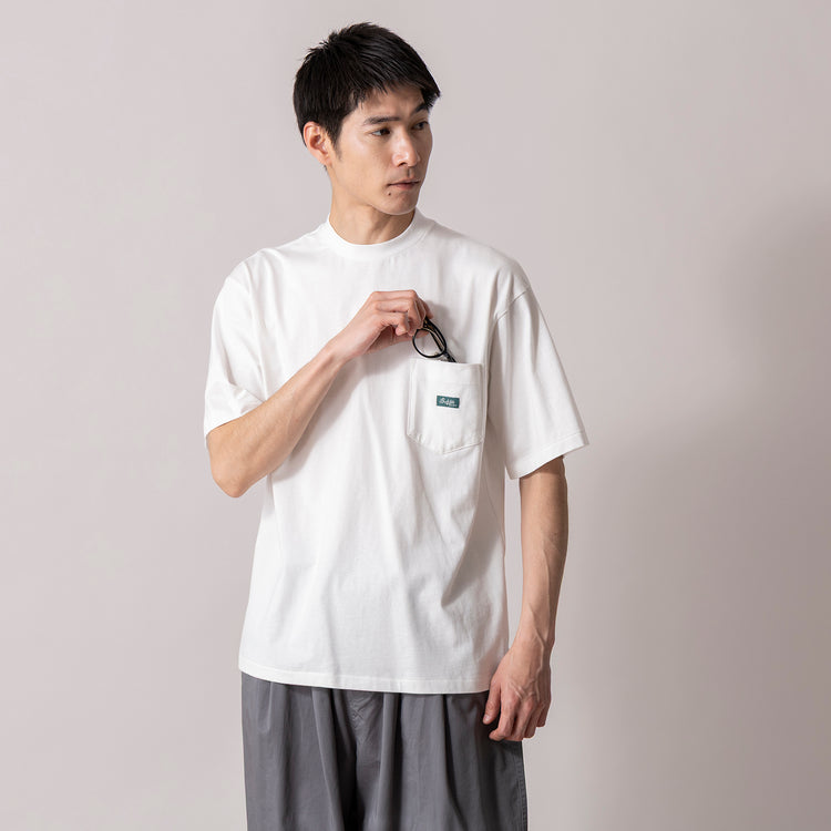 着用サイズ L(モデル身長180cm)