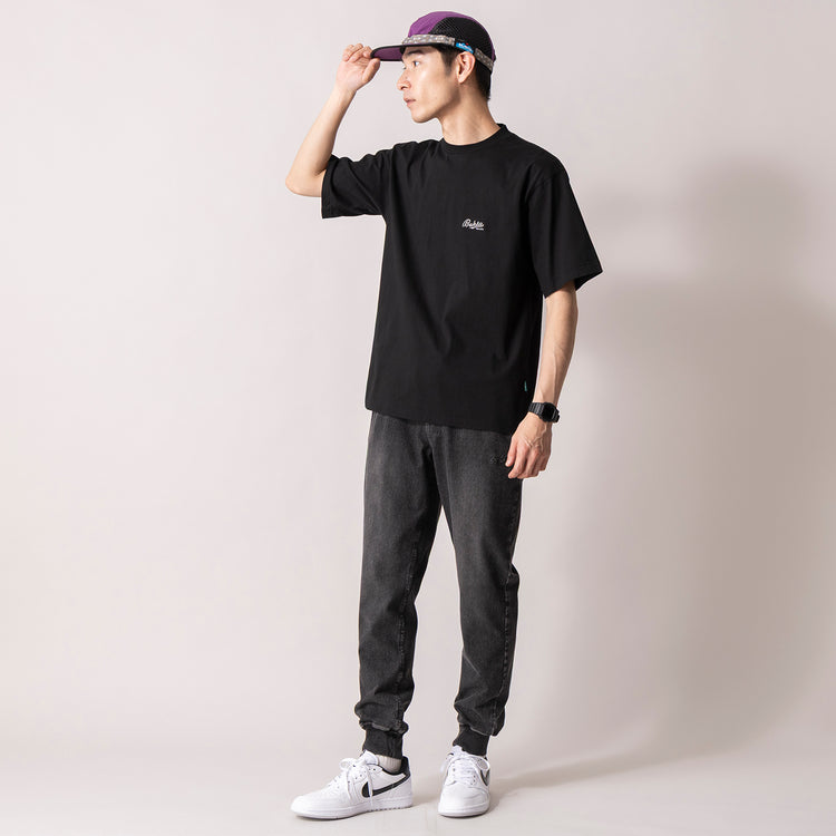 着用サイズ L(モデル身長180cm)