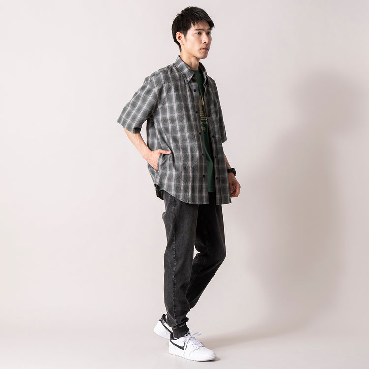 着用サイズL (モデル身長180cm)