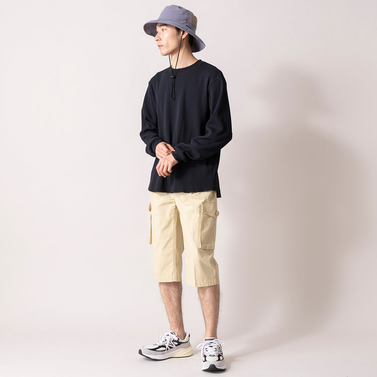 着用サイズ L(モデル身長180cm)
