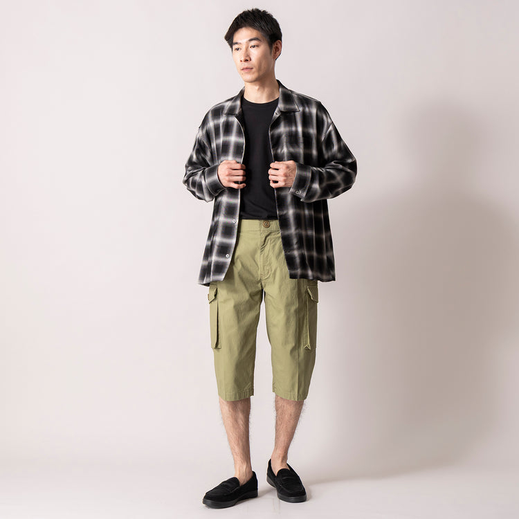 着用サイズ L(モデル身長180cm)