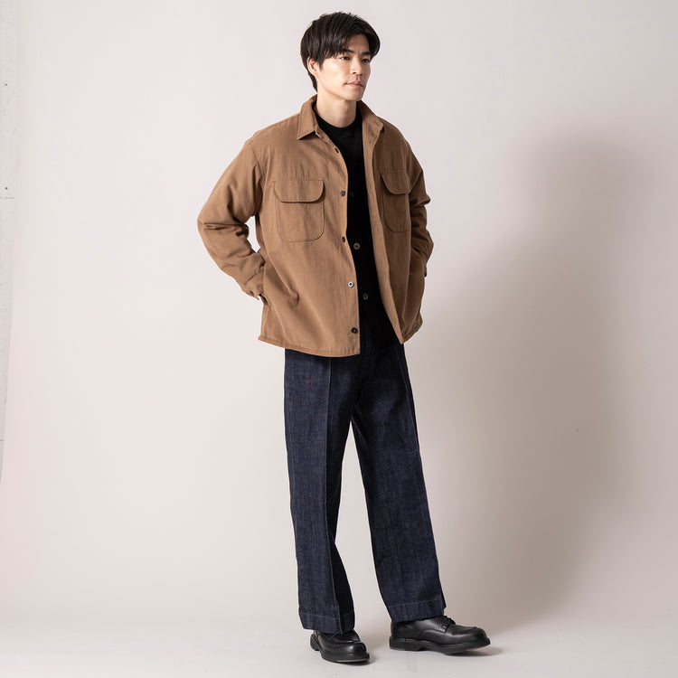 モデル身長180cm (Lサイズ着用)