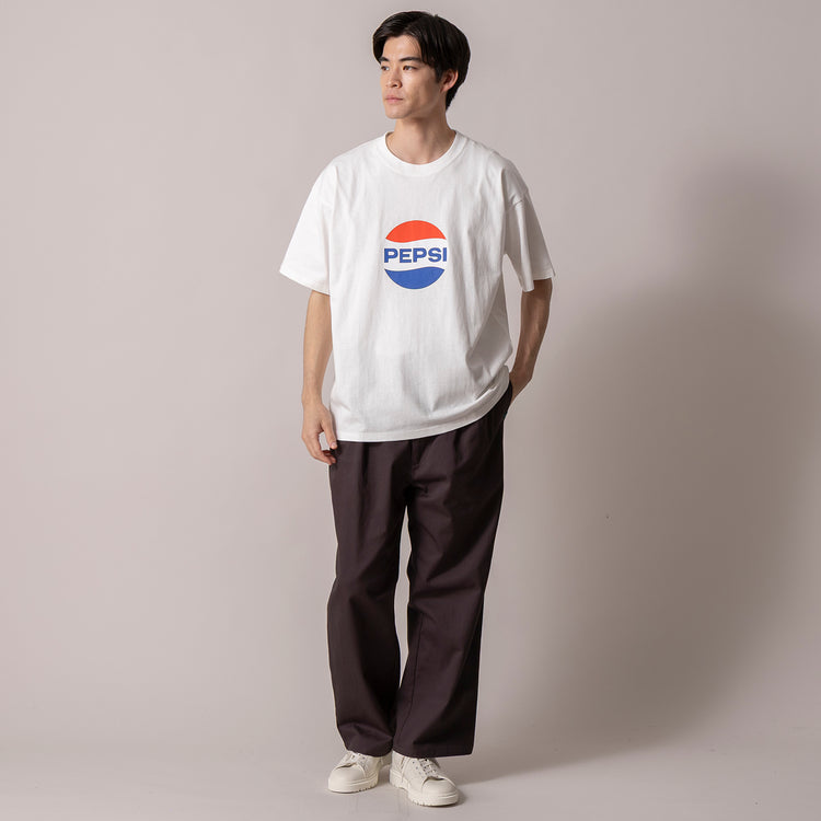 モデル身長180cm (Lサイズ着用)