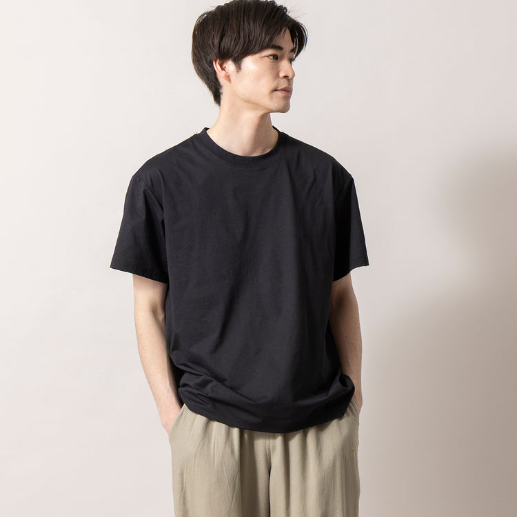 着用サイズ L(身長181cm)