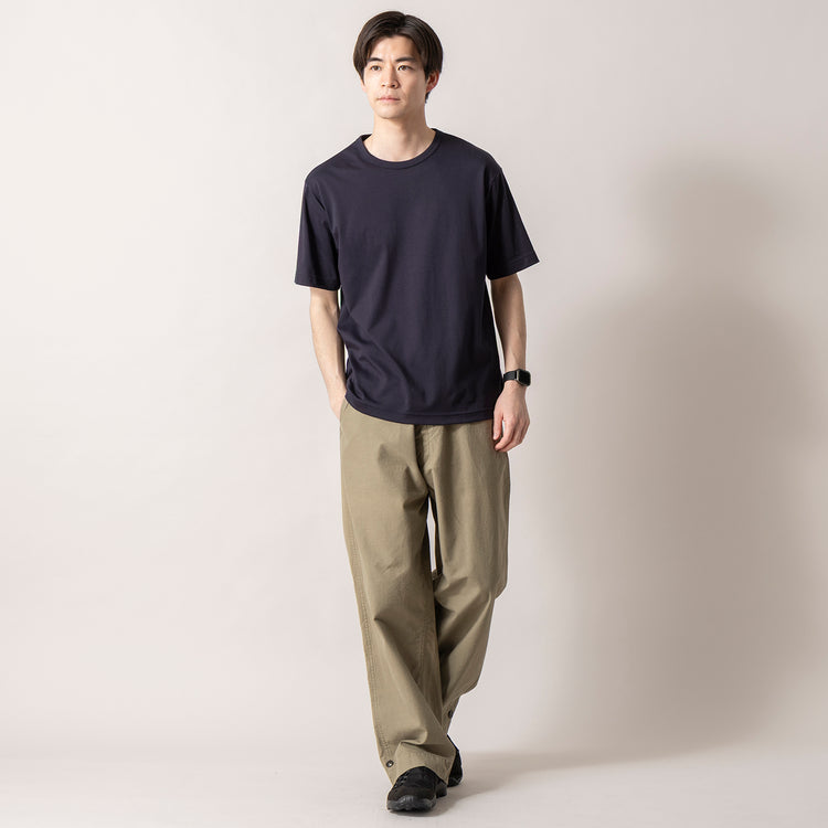 着用サイズ L(身長181cm)