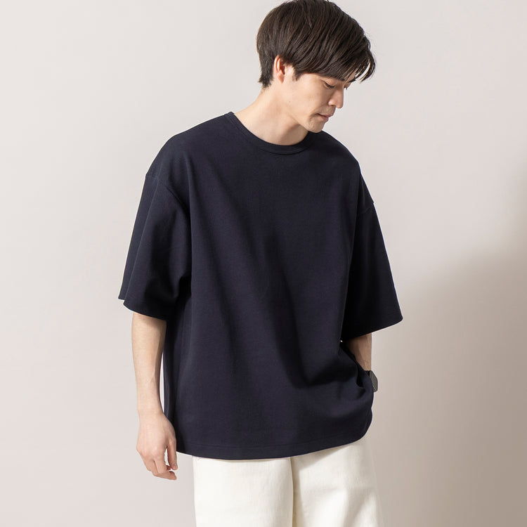 着用サイズ L(身長181cm)