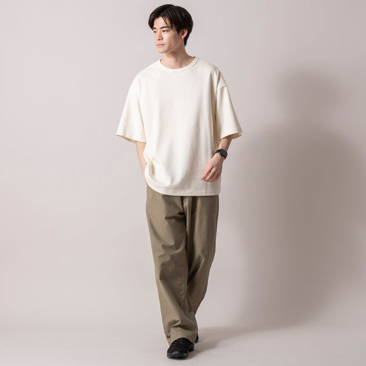 着用サイズ L(身長181cm)