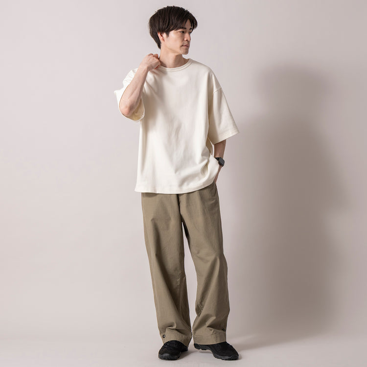 着用サイズ L(身長181cm)