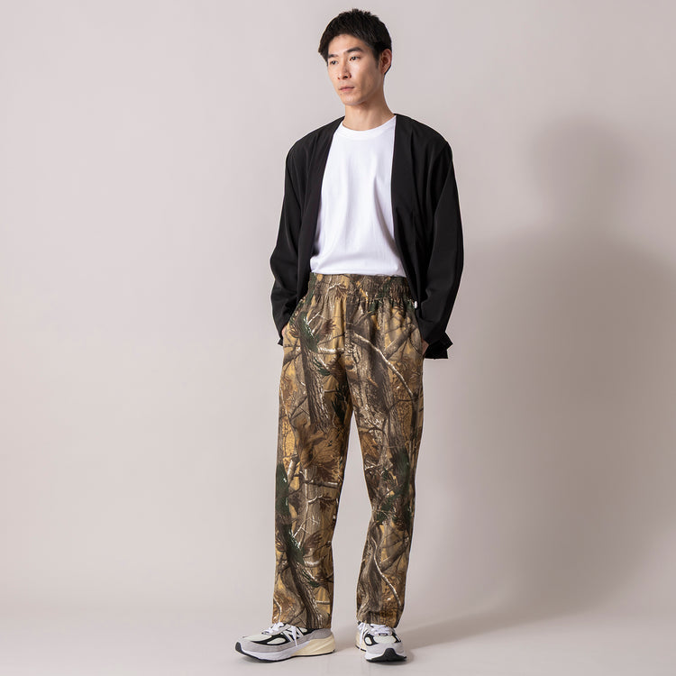 着用サイズL (モデル身長180cm)