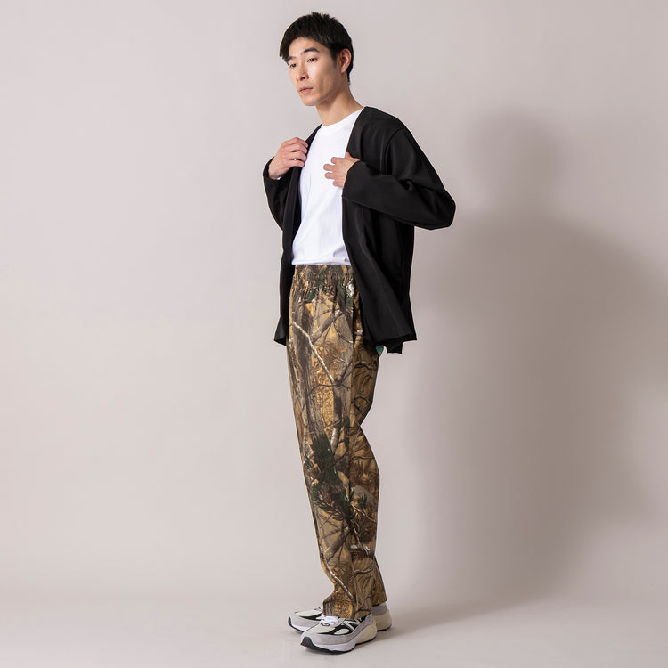 着用サイズL (モデル身長180cm)