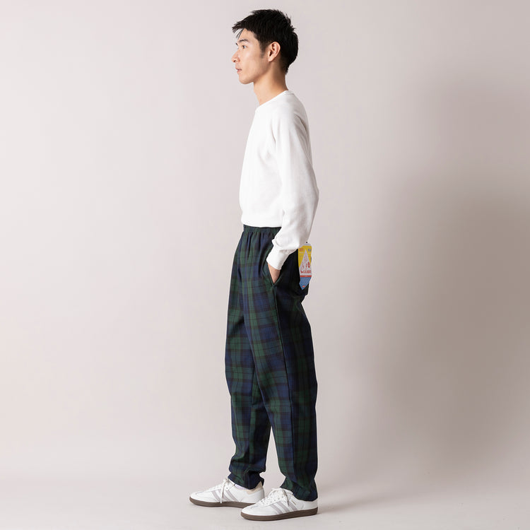 着用サイズL (モデル身長180cm)