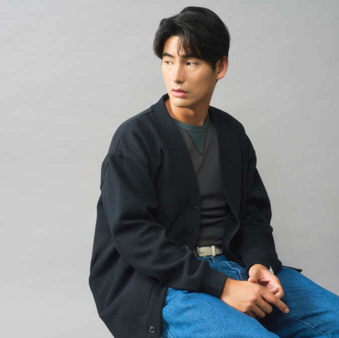 着用サイズM (モデル身長182cm)