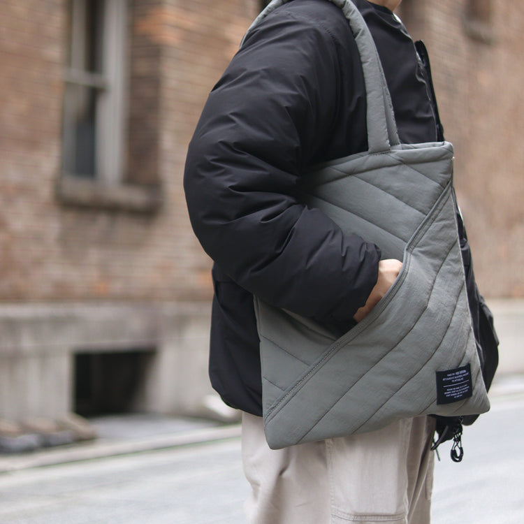 POST GENERAL | ポストジェネラル　QUILTED STANDARD TOTE