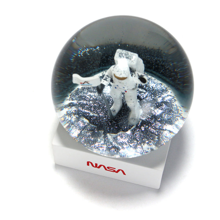 DETAIL | ディテール NASA SNOW GLOBE