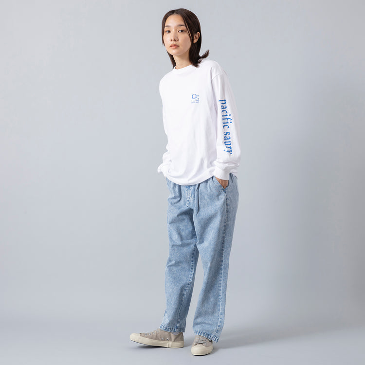 モデル身長163cm,ARCH&LINEのOG DENIM CREW PANTS|Moonstarのローバスケットヴィンテージグレー,https://market.e-begin.jp/products/ach_ach0228r_lala|https://market.e-begin.jp/products/mns_mns0286o_lala