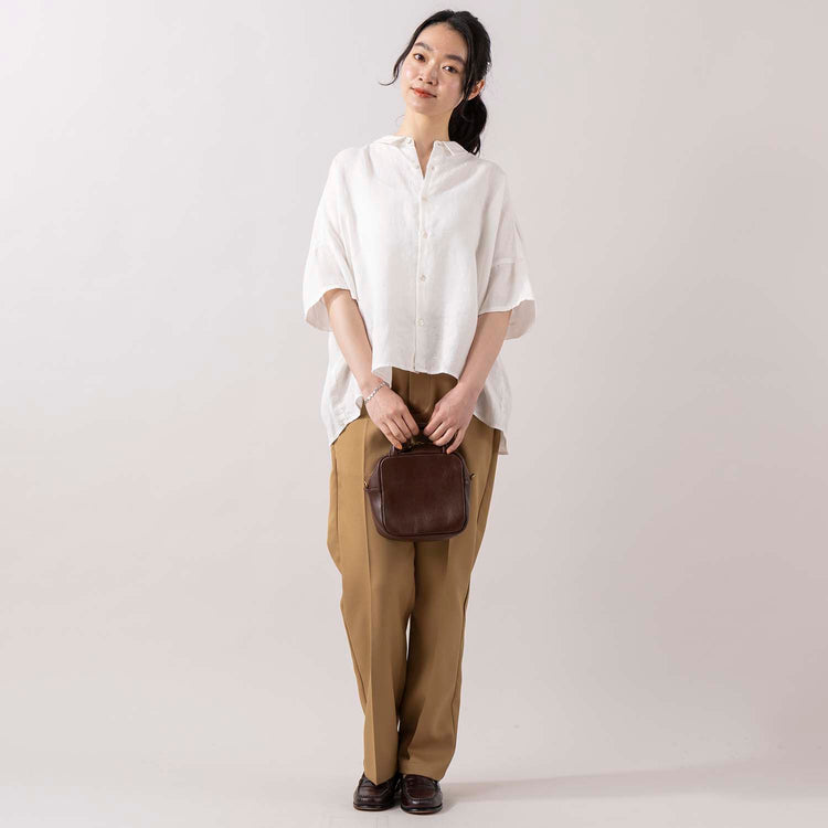 モデル身長 165cm,MANUAL ALPHABETのTWILL SEMI- EASY TROUSERS for Lala Begin|タイドウェイの2WAY MOSSボストン|rapiécageのステンレスフラワープレートブレスレット,https://market.e-begin.jp/products/mks_man0093u_lala|https://market.e-begin.jp/products/snk_tid0304j_lala|https://market.e-begin.jp/products/rdx_rpc0109u_lala