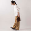 モデル身長 165cm,MANUAL ALPHABETのTWILL SEMI- EASY TROUSERS for Lala Begin|タイドウェイの2WAY MOSSボストン|rapiécageのステンレスフラワープレートブレスレット,https://market.e-begin.jp/products/mks_man0093u_lala|https://market.e-begin.jp/products/snk_tid0304j_lala|https://market.e-begin.jp/products/rdx_rpc0109u_lala
