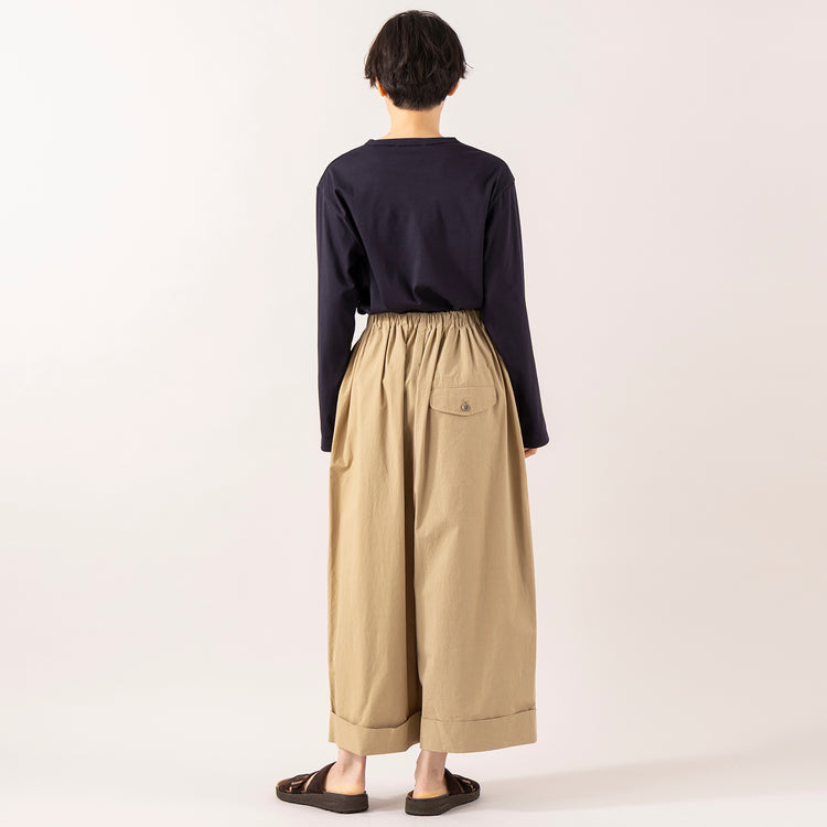 モデル身長 163cm,bioのLong Sleeve T-Shirt|BlundstoneのAEROCORK SANDAL,https://market.e-begin.jp/products/bio_bio0295u_lala|https://market.e-begin.jp/products/sed_bld0289u_lala