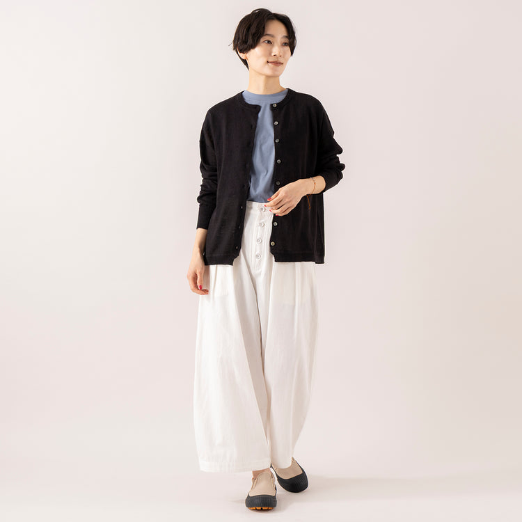 モデル身長 163cm,TUTIE.のコットンソロナフレンチスリーブTシャツ|TUTIE.のコットンリネンデニムタックパンツ|UNIVERSAL OVERALLのUO12|rapiécageのフラワープレートコードブレス,https://market.e-begin.jp/products/equ_tte0280u_lala|https://market.e-begin.jp/products/equ_tte0274u_lala|https://market.e-begin.jp/products/sed_uni0290u_lala|https://market.e-begin.jp/products/rdx_rpc0311u_lala