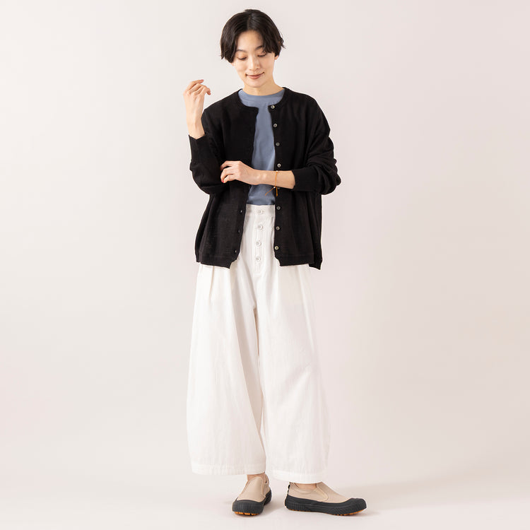 モデル身長 163cm,TUTIE.のコットンソロナフレンチスリーブTシャツ|TUTIE.のコットンリネンデニムタックパンツ|UNIVERSAL OVERALLのUO12|rapiécageのフラワープレートコードブレス,https://market.e-begin.jp/products/equ_tte0280u_lala|https://market.e-begin.jp/products/equ_tte0274u_lala|https://market.e-begin.jp/products/sed_uni0290u_lala|https://market.e-begin.jp/products/rdx_rpc0311u_lala