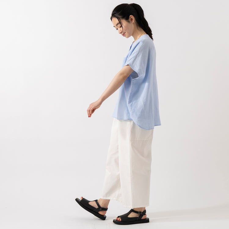 モデル身長165cm,HEAVENLYのLinen Frenchsleeve Wide Shirt|Organic handloomのHOHEN|Taaiiのベネチアンチェーンスリムネックレス,https://market.e-begin.jp/products/dlt_hvr0400u_lala|https://market.e-begin.jp/products/sed_ogh0415u_lala|https://market.e-begin.jp/products/tii_tii1120n_lala
