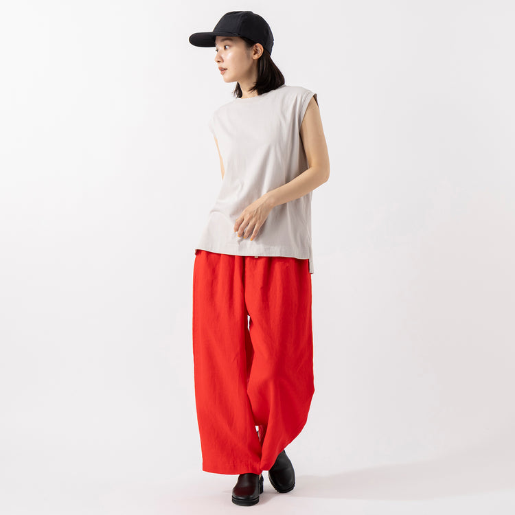 モデル身長163cm,HEAVENLYのCotton CS Nosleeve Pullover|GLENFIELDのシャークソールビジネスサンダル,https://market.e-begin.jp/products/dlt_hvr0485u_lala|https://market.e-begin.jp/products/jal_gfd0392q_lala
