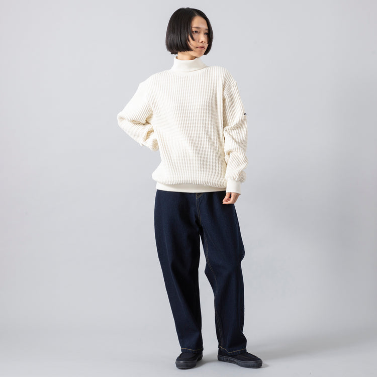 モデル身長165cm,MANASTASHのSNUGGLE SNUG THERMAL TURTLE NE|HEAVENLYのCotton Linen 12oz Denim 5P Pants|MOONSTARのオールネイビーのコットンスエードLOAFY,https://market.e-begin.jp/products/uen_man0479r_lala|https://market.e-begin.jp/products/dlt_hvr0493r_lala|https://market.e-begin.jp/products/mns_mns0147p_lala