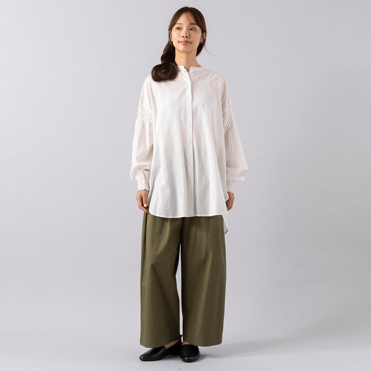 モデル身長165cm,HEAVENLYの60s Cambric Smocking Blouse|facciamoのMeringa（メリンガ）,https://market.e-begin.jp/products/dlt_hvr0786s_lala|https://market.e-begin.jp/products/are_fac0636k_lala