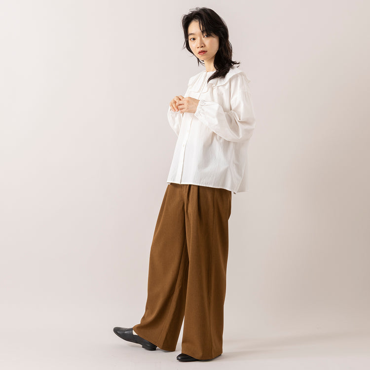 モデル身長165cm,HEAVENLYのWasher Broadcloth Frillcollar Blouse|UNIVERSAL OVERALLの2TUCK WIDE STRAIGHT PANTS|facciamoのMeringa（メリンガ）,https://market.e-begin.jp/products/dlt_hvr0995s_lala|https://market.e-begin.jp/products/dre_uni1061s_lala|https://market.e-begin.jp/products/are_fac0636k_lala