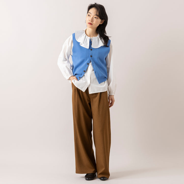 モデル身長165cm,LE MELANGEの14G綿混ニットベスト|HEAVENLYのWasher Broadcloth Frillcollar Blouse|UNIVERSAL OVERALLの2TUCK WIDE STRAIGHT PANTS|facciamoのMeringa（メリンガ）,https://market.e-begin.jp/products/inf_lem1052s_lala|https://market.e-begin.jp/products/dlt_hvr0995s_lala|https://market.e-begin.jp/products/dre_uni1061s_lala|https://market.e-begin.jp/products/are_fac0636k_lala