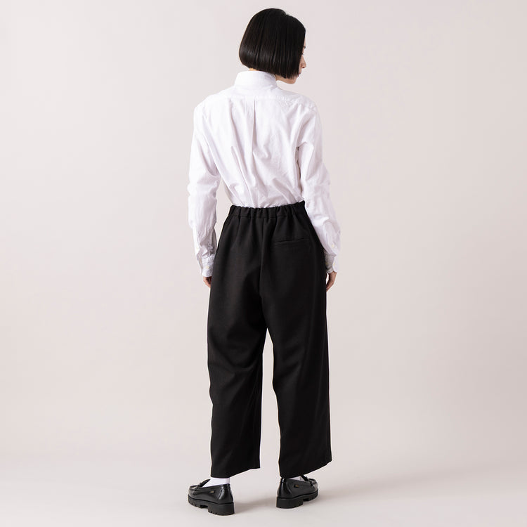 Black着用 モデル身長165cm,ciaoのオックスフォードB.D.シャツ|HEAVENLYのSerge Stretch Volume Easy Pants|ROOTOTEのLT.TALL.ワンショルーA,https://market.e-begin.jp/products/hag_cia0077s_lala|https://market.e-begin.jp/products/dlt_hvr1265s_lala|https://market.e-begin.jp/products/sup_roo1254s_lala