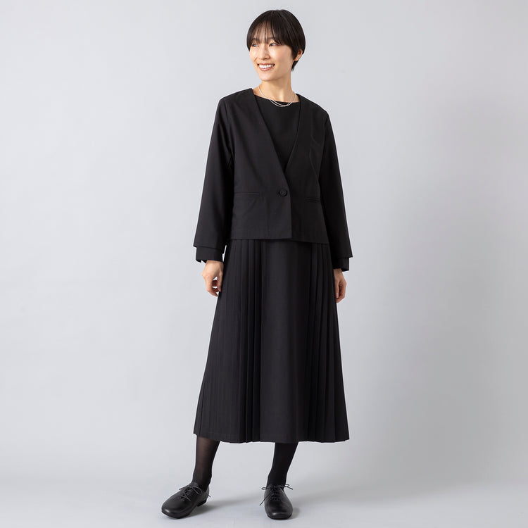 モデル身長163cm,アンサンクのTropical Pleats Dress |ファッチャーモのシューズ|オーラのokome necklace,https://market.e-begin.jp/products/dlt_unc1060p_lala|https://market.e-begin.jp/products/are_fac0637k_lala|https://market.e-begin.jp/products/crp_aur1119m_lala