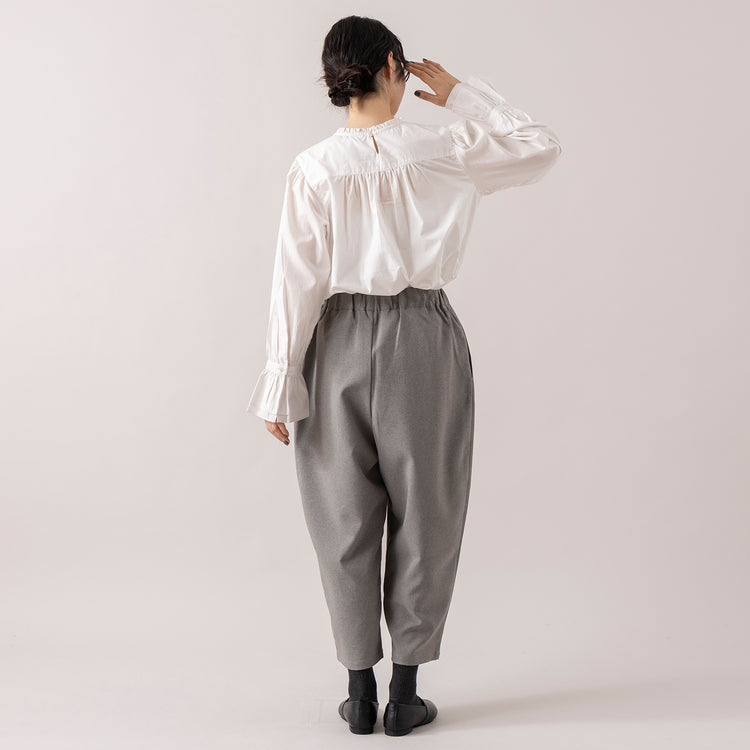 モデル身長165cm,uncinqのCotton 100/2Broad Frill Pullover|facciamoのMeringa（メリンガ）,https://market.e-begin.jp/products/dlt_unc1544s_lala|https://market.e-begin.jp/products/are_fac0636k_lala