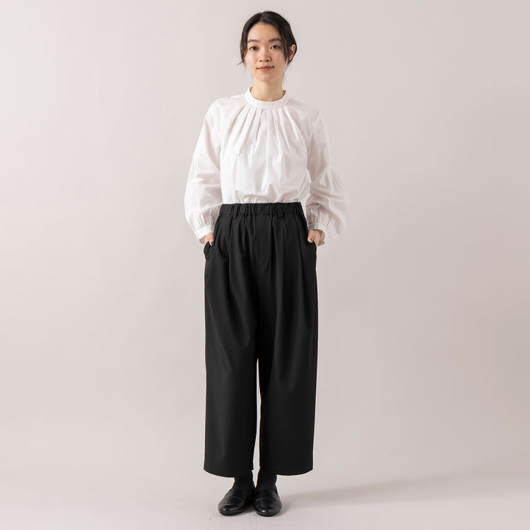 モデル身長165cm,uncinqのCotton 100/2Broad Standneck Pullover|facciamoのMeringa（メリンガ）,https://market.e-begin.jp/products/dlt_unc1007l_lala|https://market.e-begin.jp/products/are_fac0636k_lala