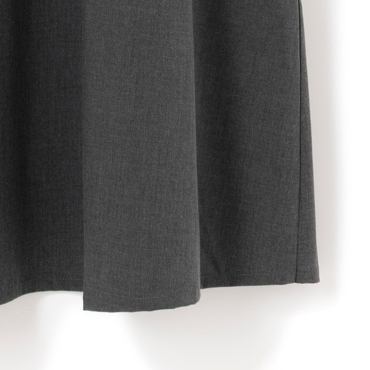 uncinq | アンサンク　Tropical Stretch Back Tuck Dress