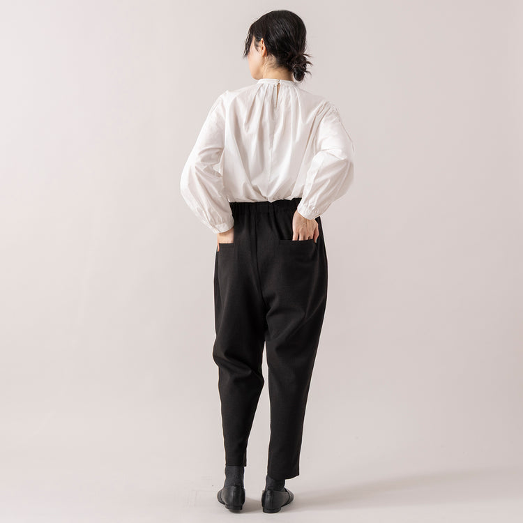 モデル身長165cm,uncinqのCotton 100/2Broad Standneck Pullover|facciamoのMeringa（メリンガ）,https://market.e-begin.jp/products/dlt_unc1007l_lala|https://market.e-begin.jp/products/are_fac0636k_lala
