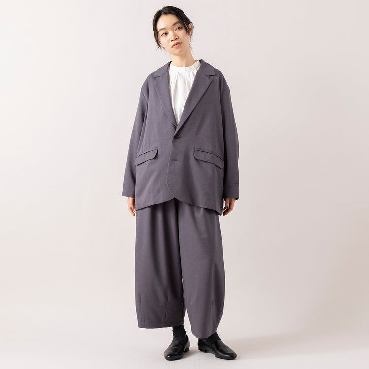 モデル身長165cm,uncinqのCotton 100/2Broad Standneck Pullover|uncinqのTwill Stretch Tuck Cocoon Pants|facciamoのMeringa（メリンガ）,https://market.e-begin.jp/products/dlt_unc1007l_lala|https://market.e-begin.jp/products/dlt_unc1541s_lala|https://market.e-begin.jp/products/are_fac0636k_lala