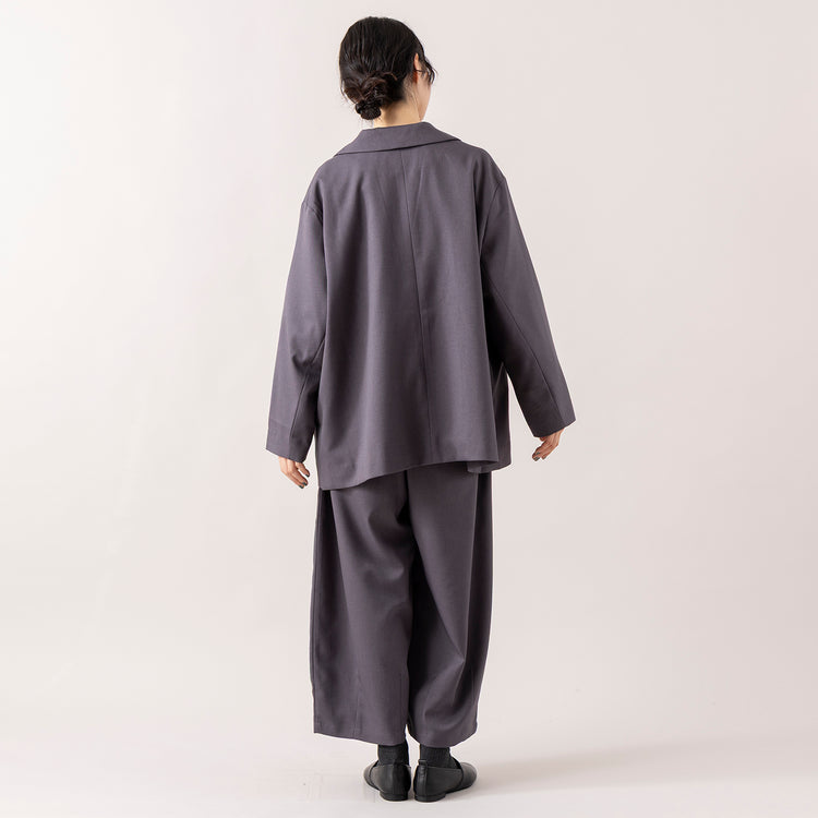 モデル身長165cm,uncinqのCotton 100/2Broad Standneck Pullover|uncinqのTwill Stretch Tuck Cocoon Pants|facciamoのMeringa（メリンガ）,https://market.e-begin.jp/products/dlt_unc1007l_lala|https://market.e-begin.jp/products/dlt_unc1541s_lala|https://market.e-begin.jp/products/are_fac0636k_lala
